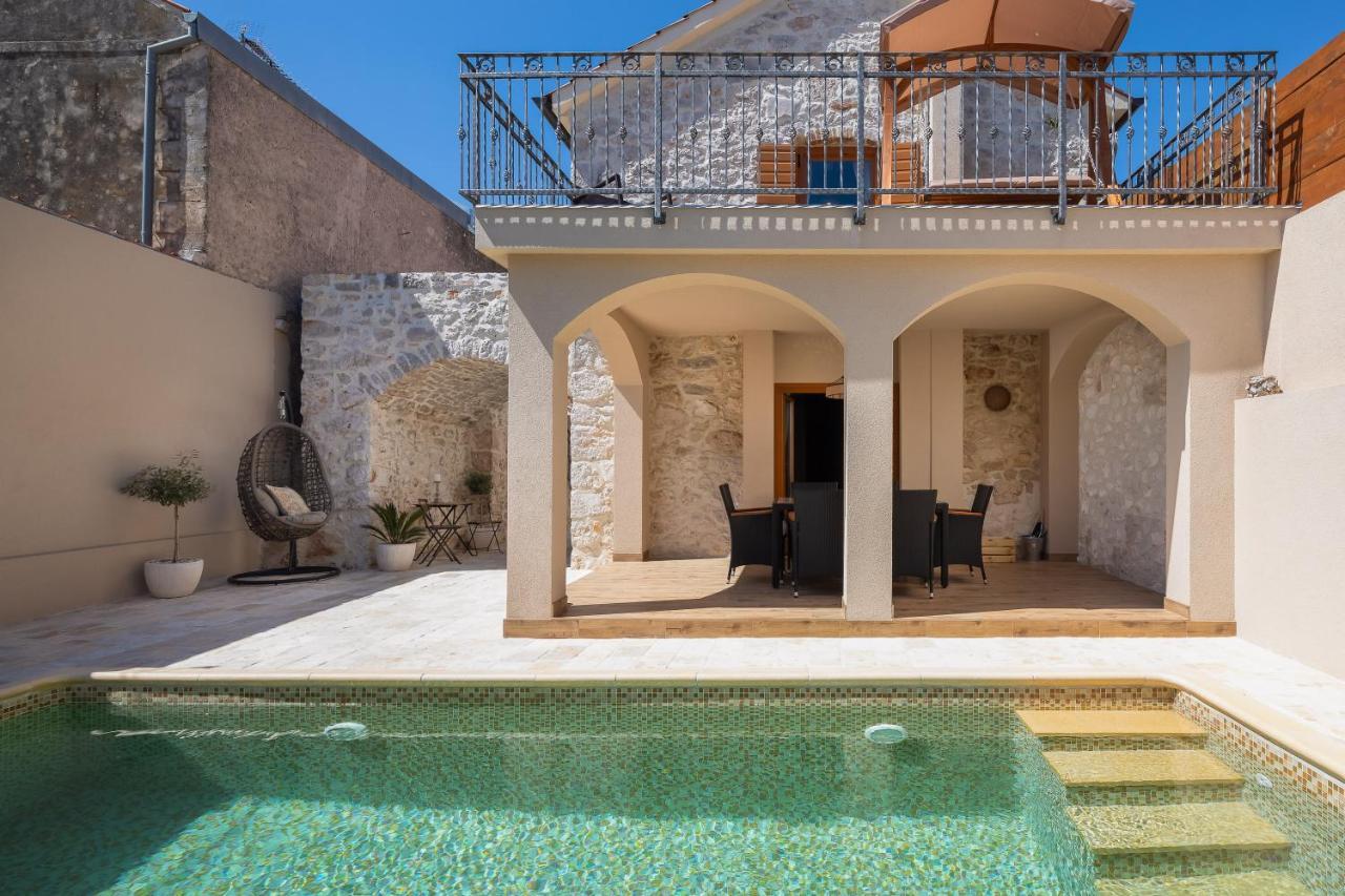 סבטי פיליפ אי ג'קוב Villa Kameni Dvori מראה חיצוני תמונה