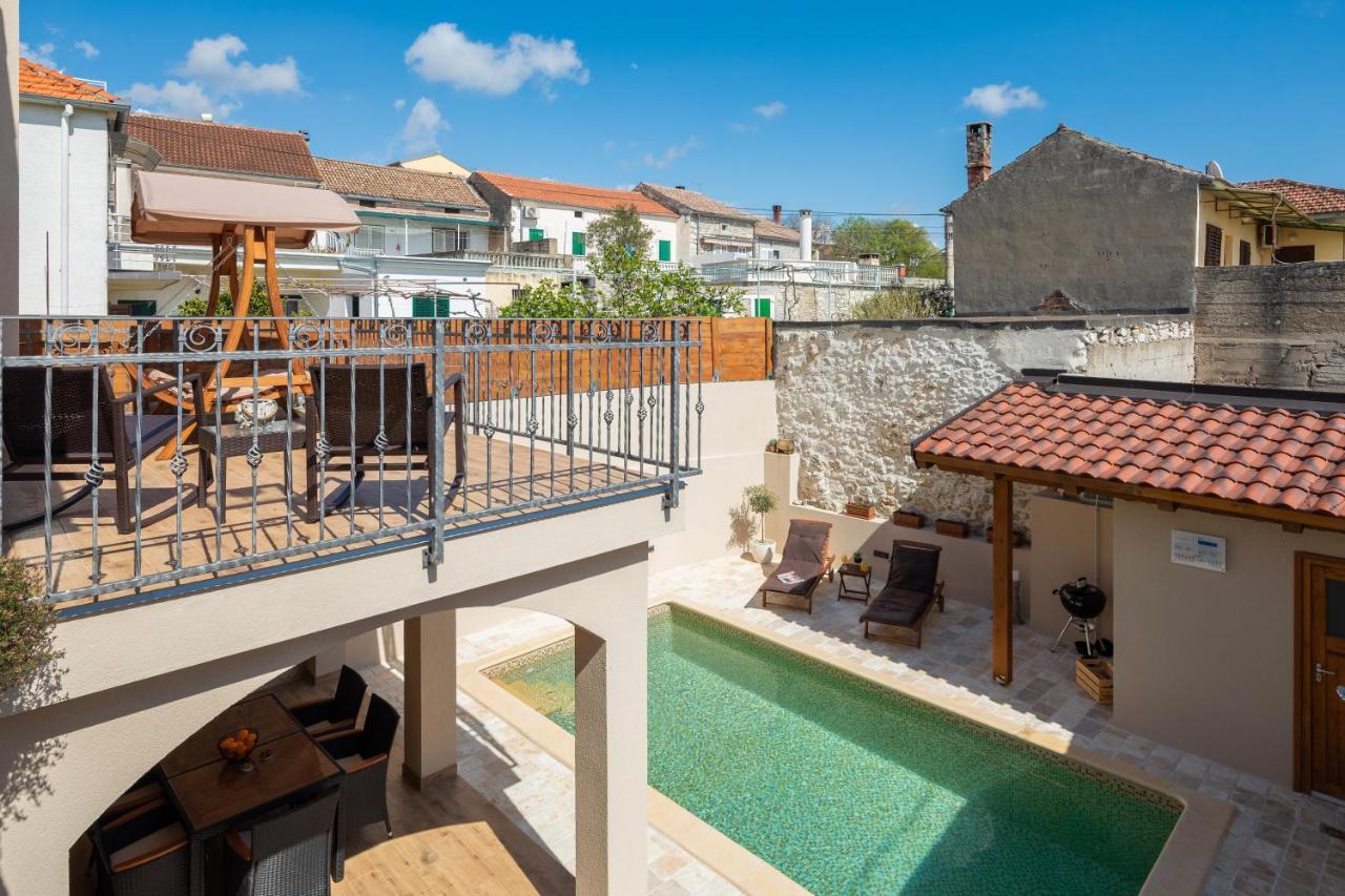 סבטי פיליפ אי ג'קוב Villa Kameni Dvori מראה חיצוני תמונה