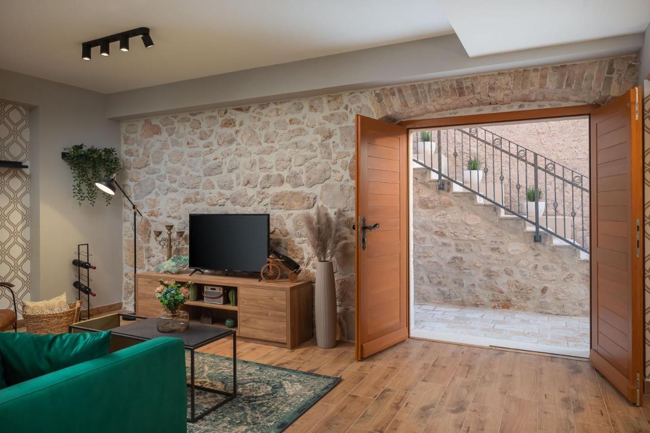 סבטי פיליפ אי ג'קוב Villa Kameni Dvori מראה חיצוני תמונה